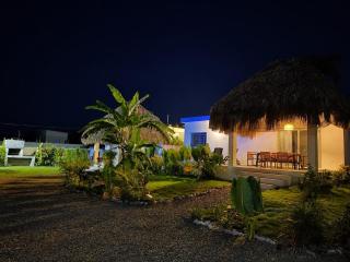 Dream House Playita - 2 Independent Villas, 2 Min from the Beach - 9
