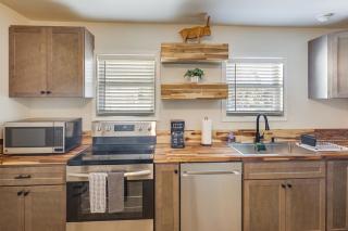 All-Seasons Lake Gogebic Home: Near Porcupine Mtns - 1