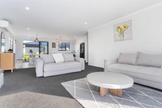 Que Syrah Syrah, Martinborough - 4