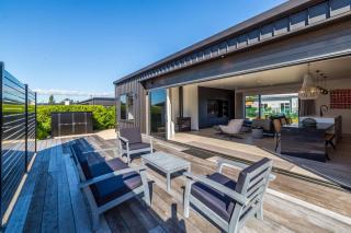Vinebox on Wilson, Martinborough - 1