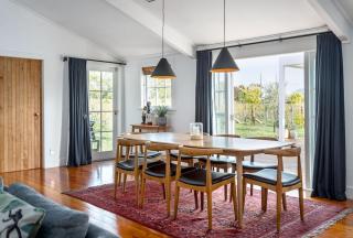 Émigré Martinborough - The Wine Shed & Lodge - 5