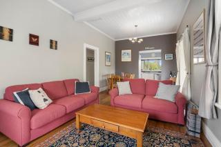 Applecross Cottage, Martinborough - 3