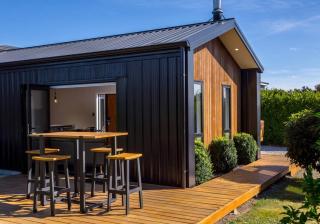 La Maison Noir, Martinborough - 7