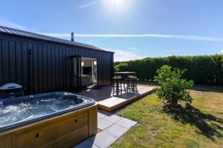 La Maison Noir, Martinborough - 4