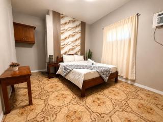 Aloha Ocean View Resort - 9