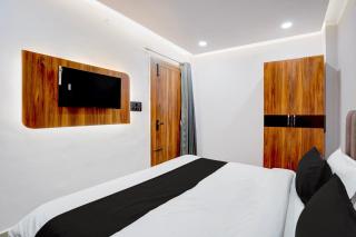 Hotel O SS Comfort - 2