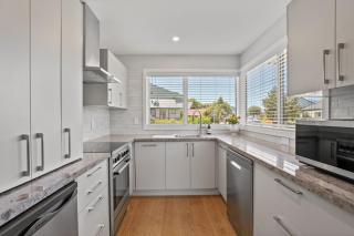 Alpine Lakeview Residence - 5