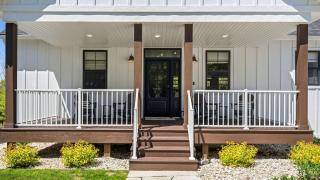 Four Sisters Cottage- Walk to Sister Bay, Fireplace, Ping Pong & More - 6