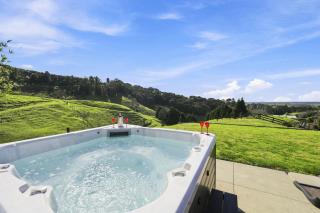 The Black Barn - Whakatane Holiday Home - 8