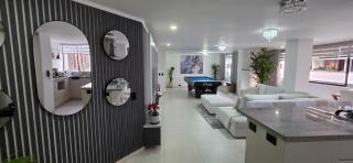 2 Bdrms Lleras, Provenza Apt, 98 inch TV & Pool table - 5