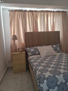 Stylish Metropolitan 2 bedroom apartment - 9