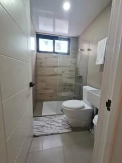 Stylish Metropolitan 2 bedroom apartment - 7
