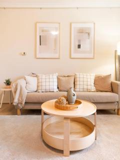 The Rockley Sunlit Urban Apartment in South Yarra - 5