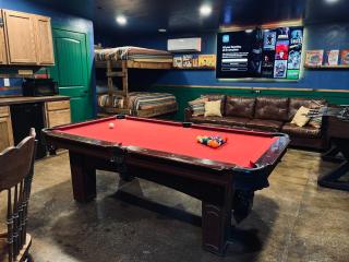 The game room cottage at the Red Roof Farmhouse - 9