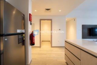 2BR near Yas Waterworld, Waters Edge - 6