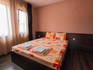 Комплекс къщи за гости Тихият кът - 1