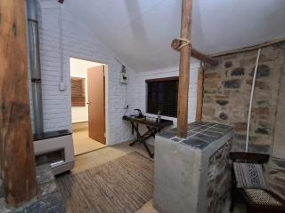 Farm Cottage - 3