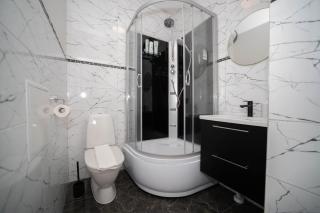Pet-Friendly central apartment with Free Parking - 6