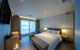 Brown Dot Hotel Siheung Geobukseom - 1