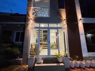 Alejandro's Suites & Venue - 8
