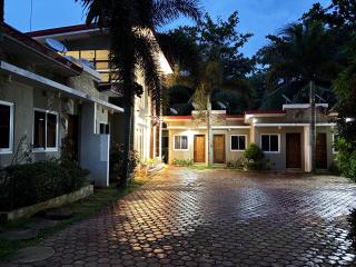 Alejandro's Suites & Venue - 7