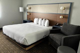 AmericInn by Wyndham Holland MI - 2