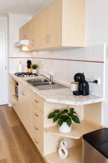 Fortitude Valley 1BR Pool, Gym & CBD Walk - 4