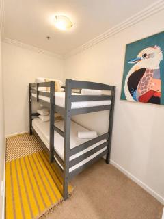 Hello Brisbane CBD Stay near Casino & River - 8