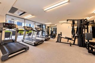 Hello Brisbane CBD Stay near Casino & River - 5