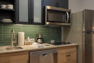 Hyatt House Portland Airport - 6