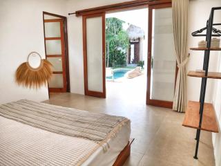 Charming 3 bedrooms villa in the heart of Canggu, Echo Beach - 2