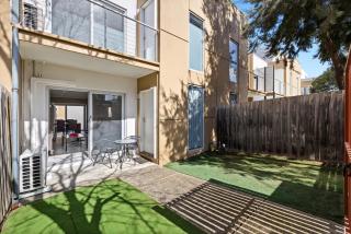 Two Bedroom Townhouse at Box Hill Centre - 8