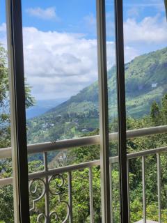 Misty Heights Munnar -10 mins from Munnar-Kochi Highway - 9