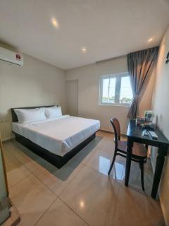 Swing & Pillows - Red Orange Hotel Port Klang, Selangor - 0
