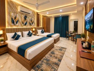Hotel Bellmont Amira Near Delhi IGI Airport - Free Airport Pickup & Drop - 7
