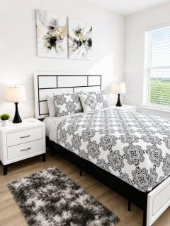 Upscale 1BR - Downtown - Steps to Bathhouse Row - 3