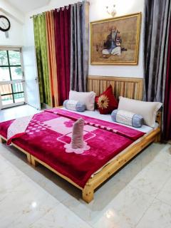 Riverdale Hills Kasauli-Twin Pools - 3