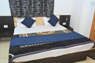 FabHotel RK - 7