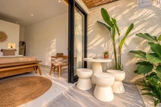 NEW! Tropical Palms Villa - 4BR Villa in Kerobokan - 8