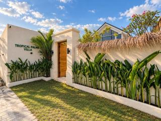 NEW! Tropical Palms Villa - 4BR Villa in Kerobokan - 2