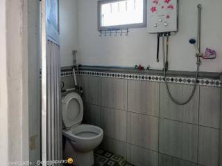 Yeski Homestay at Desa Wisata Bromo Mitra RedDoorz - 9