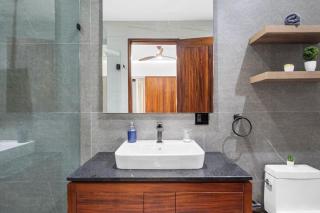 Modern and cozy in a romantic area - 4
