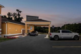 Suburban Studios - 6