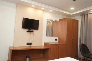 M2N Hotel Shaurya Inn - 5