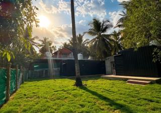 Coconut Grove Eco Stay with Pool BBQ and Cinema - 6