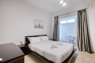 Beautiful Sliema Apartment with Lift and Balcony - 7