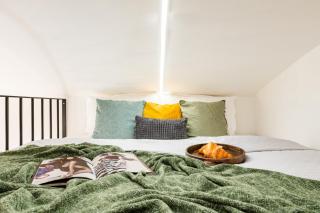 Prague Days - One Bedroom Apartment with Loft and Smart TV in Smíchov - 7