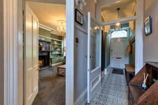Finest Retreats - Hall Bank - 5