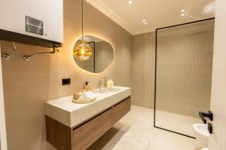 The Resident in Prime Location,Luxury Living - 2