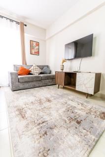 Xolani Studio at Garden City Mall Nairobi with Heated Pool and Gym - 8